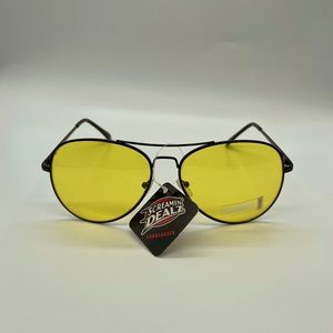 Pugs Yellow/Black Aviators “Screamin’ Dealz” Sunglasses
